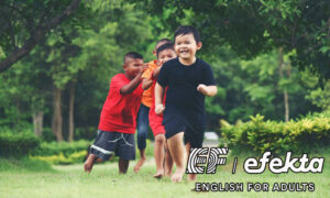 anak bermain